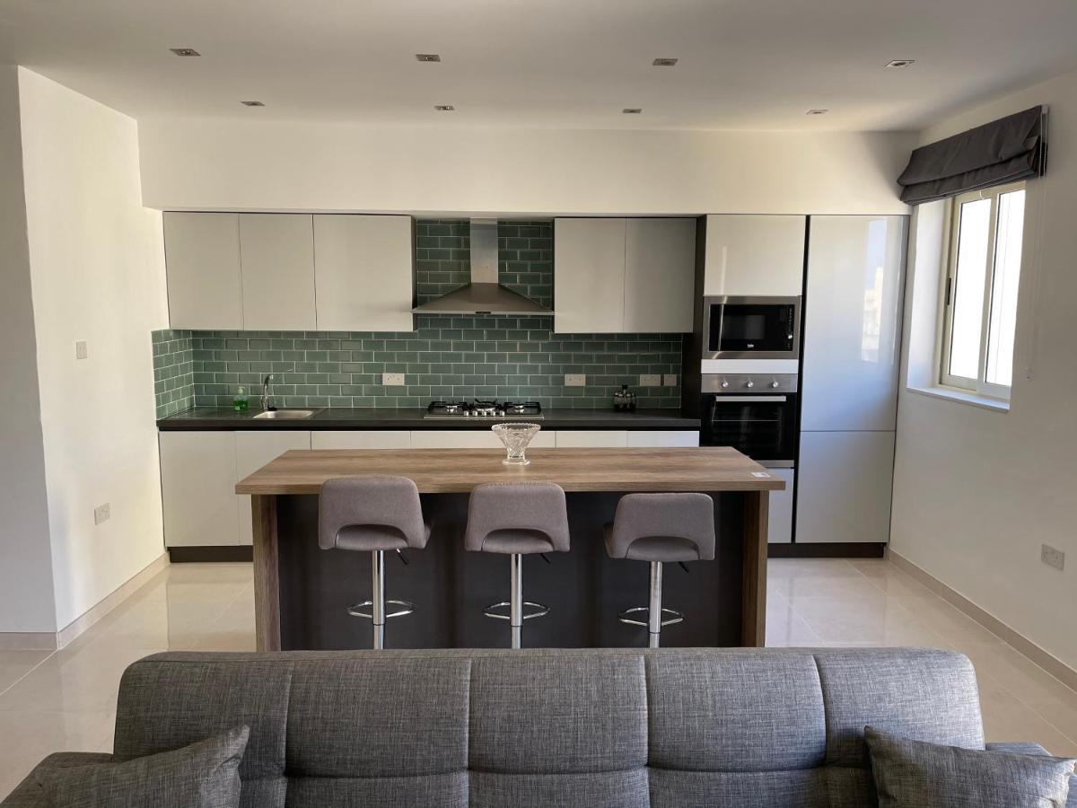 Sunset Modern Apt Near The Beach Birżebbuġa Екстериор снимка